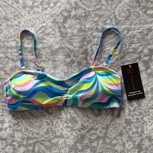 No Boundaries Multicolor Swirl Bikini Top